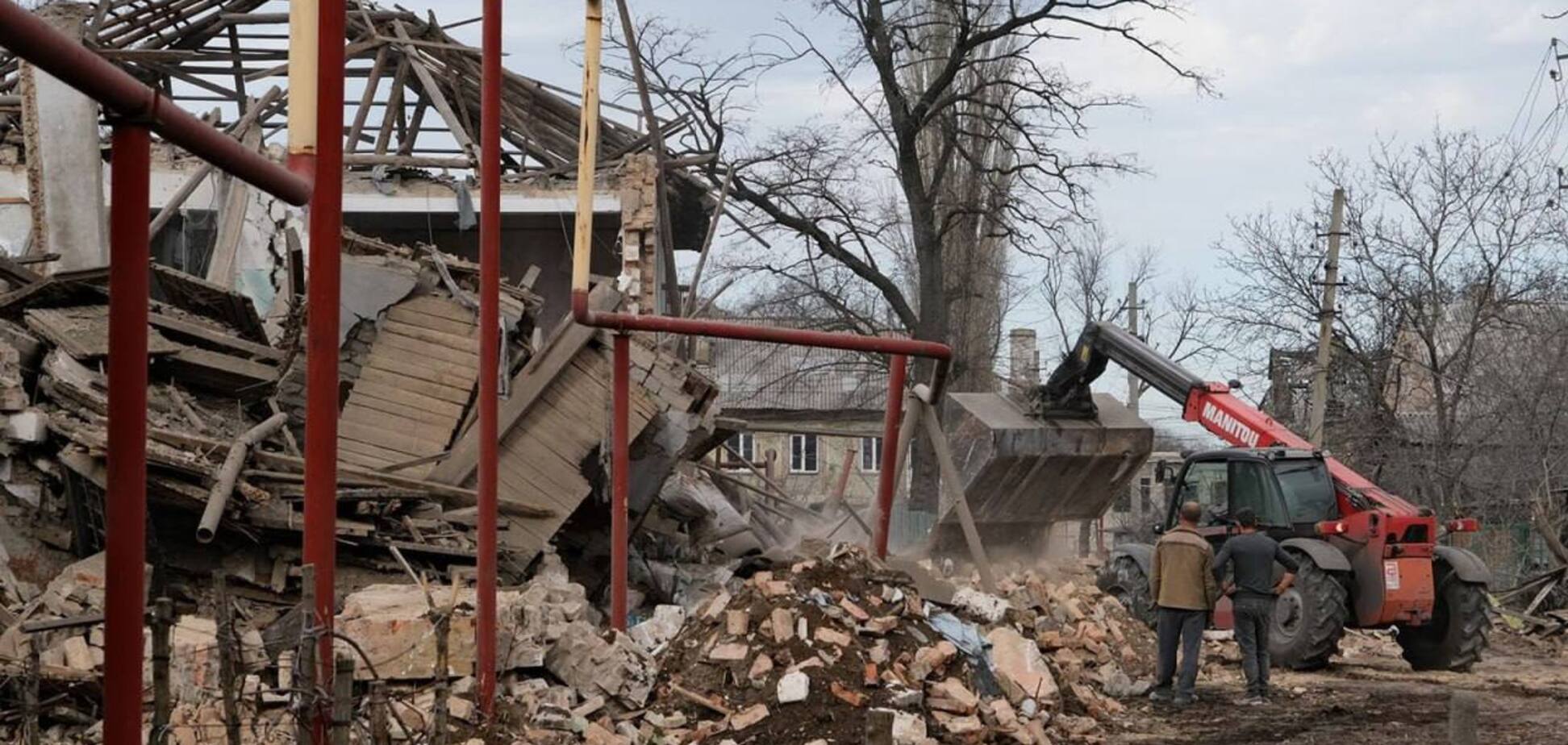 'Варвари, живіть у своїй країні': мешканка Селидового емоційно звернулася до окупантів після російського обстрілу. Відео