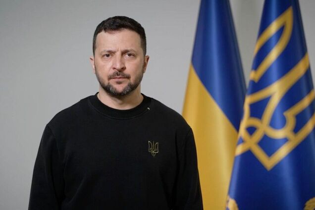 'На фронте должна доминировать наша инициатива': Зеленский отметил украинских производителей дронов. Видео