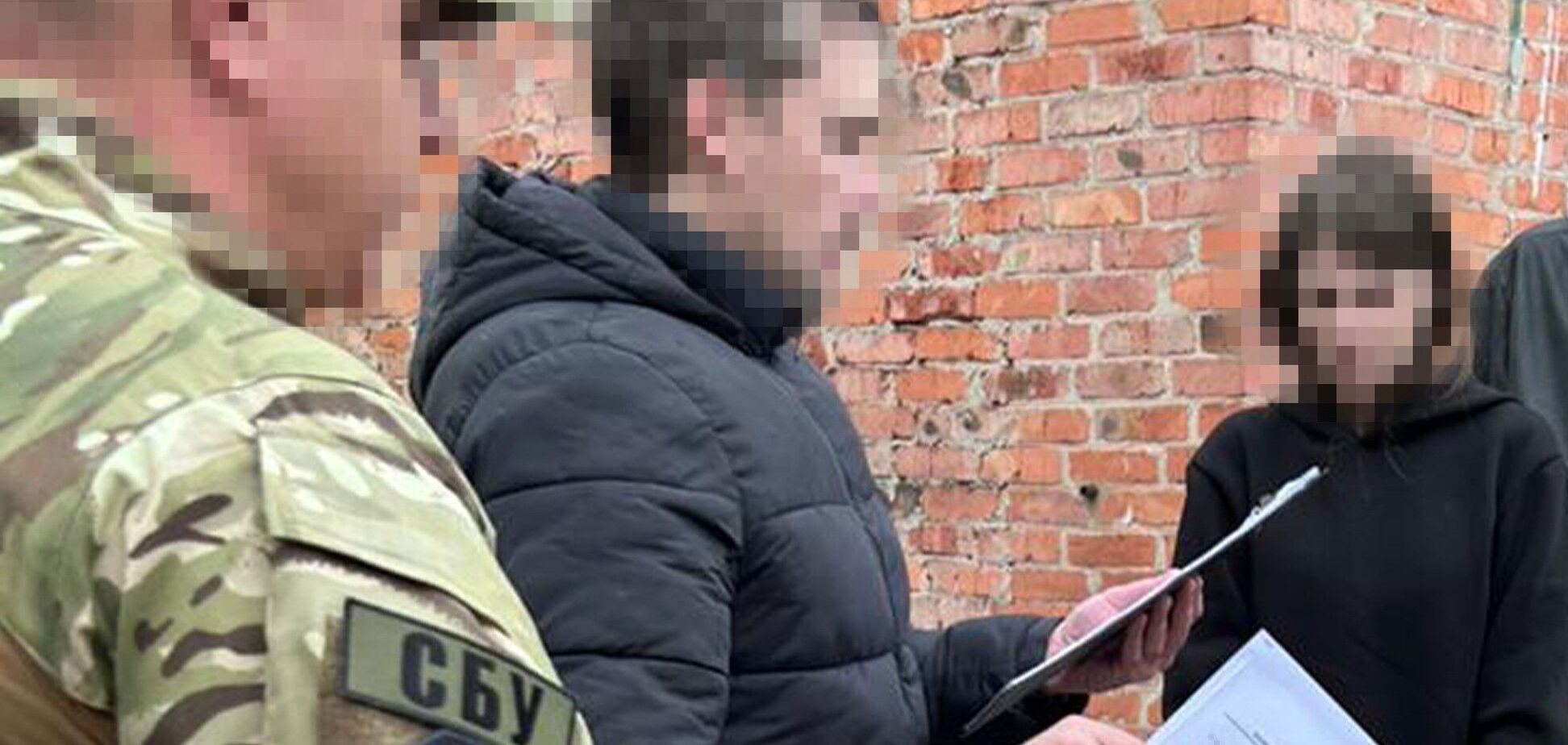 СБУ задержала агента РФ, которая шпионила за понтонными переправами через реки Донетчины. Фото