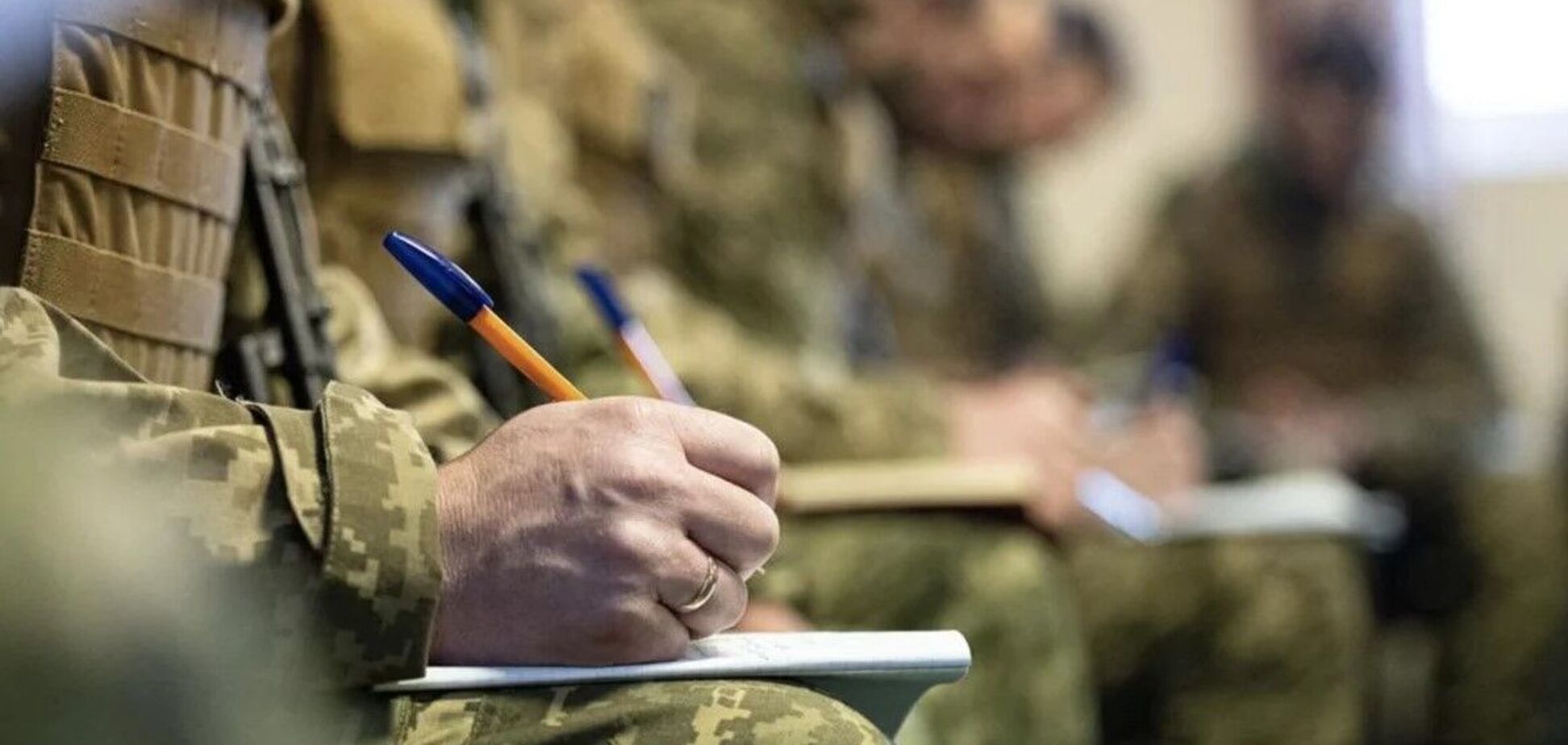 Треба мати документальне підтвердження: юрист пояснив нюанси щодо зміни місця проживання військовозобов'язаними