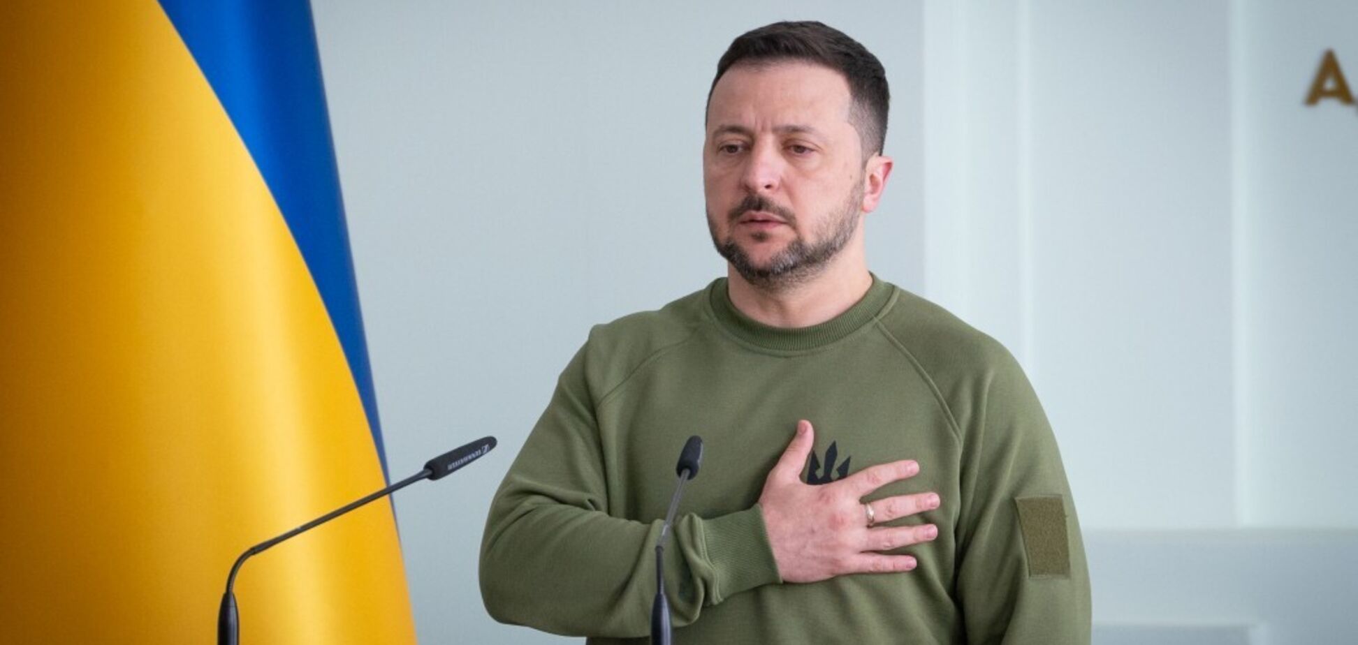 'Два роки тому російська армія втекла з Чернігівщини': Зеленський вручив державні нагороди військовим. Фото і відео