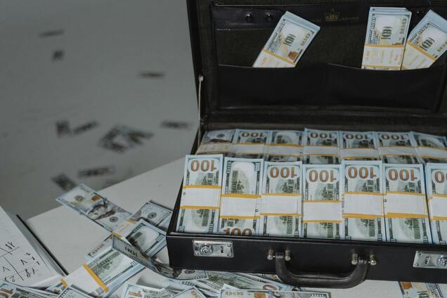 Що об'єднує всіх мільярдерів до 30 років: Forbes оприлюднив цікаві результати дослідження