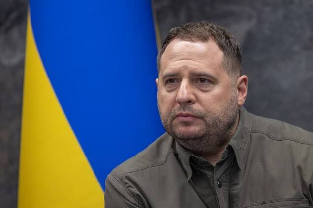 У Зеленського заявили, що Україна не піде на територіальні поступки Росії заради припинення війни