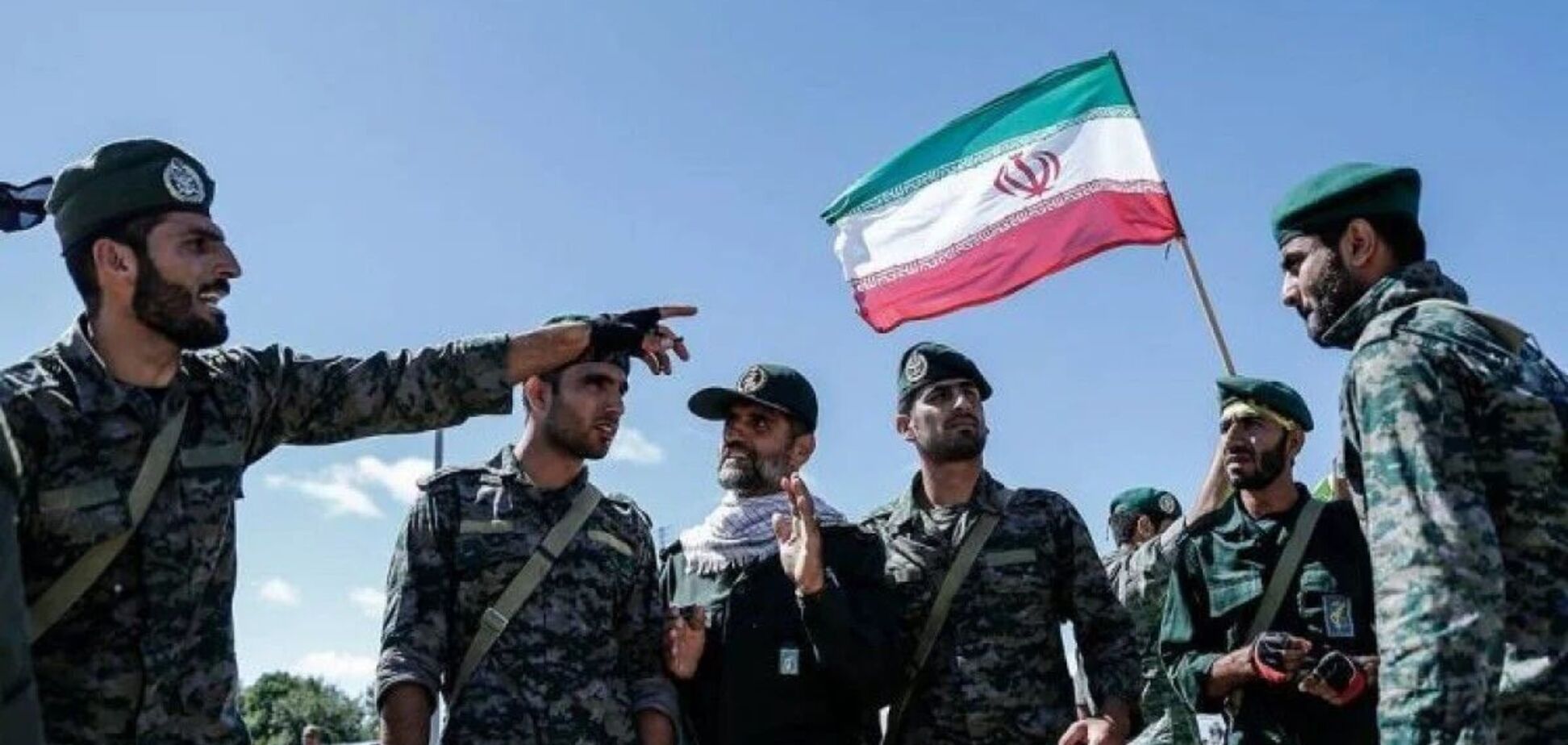 Іран планує найближчими днями 'помститися' Ізраїлю за обстріл свого консульства у Сирії – CBS News
