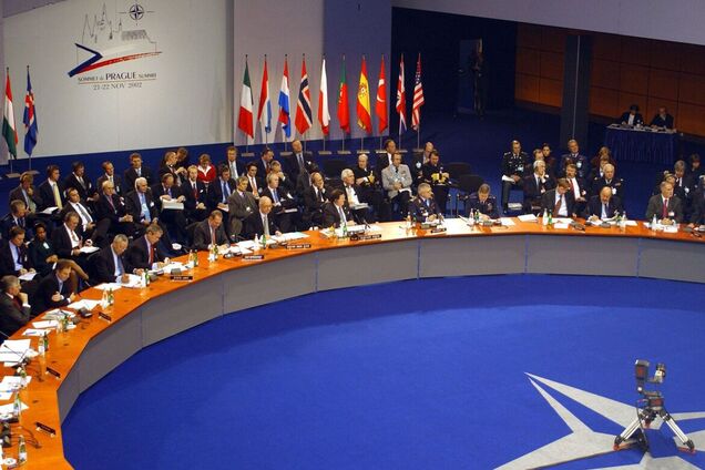 'Никогда не говори 'никогда': Попович оценил шансы приглашения Украины в НАТО на Вашингтонском саммите. Видео