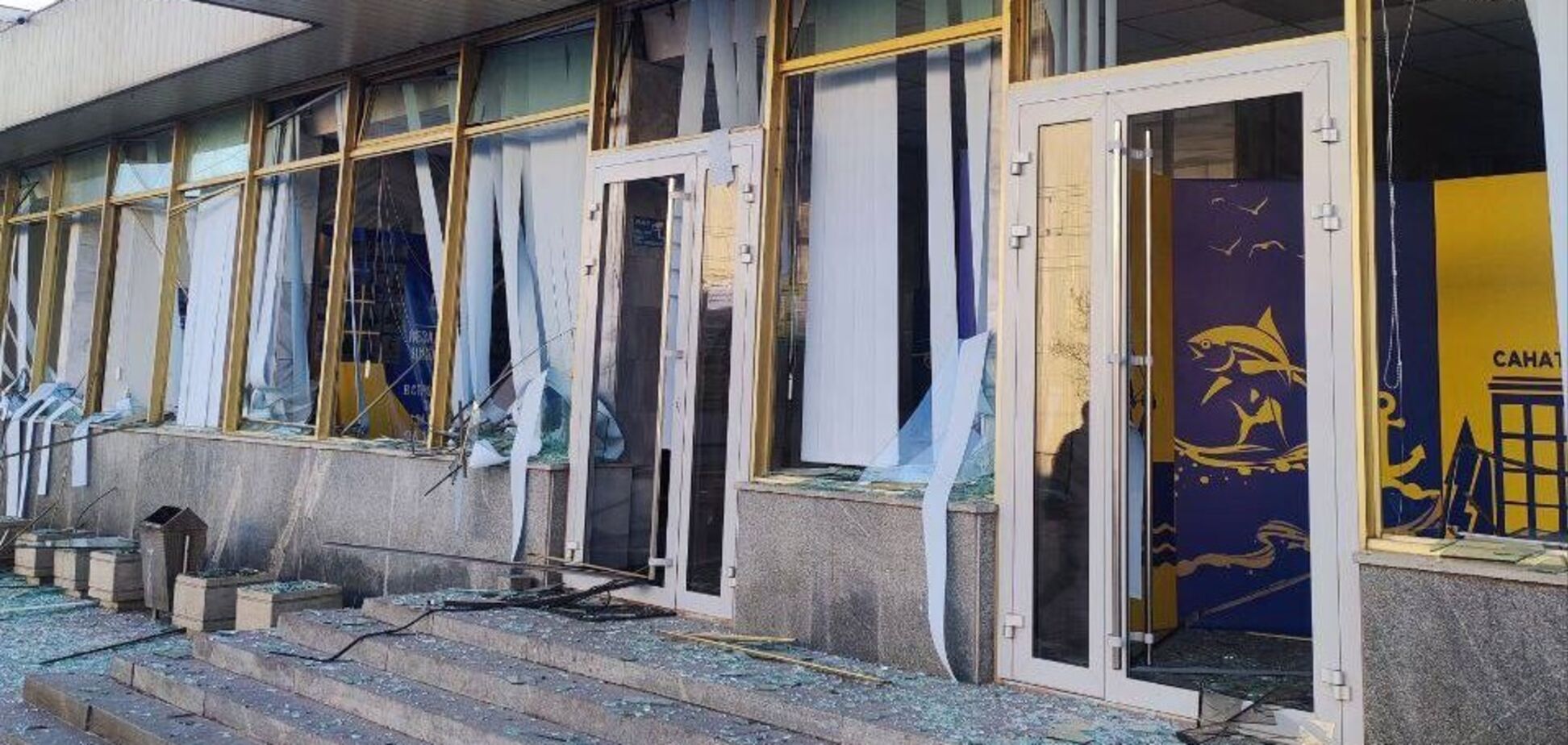 Армия России с утра ударила ракетами по Запорожью: повреждены промышленные предприятия