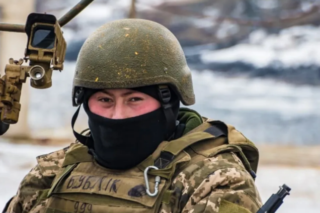 Від голоду їли туалетний папір і придивлялися до мишей. Нам казали, що Київ і Одеса – вже Росія. Інтерв'ю з морпіхом зі Зміїного про два роки у російському полоні