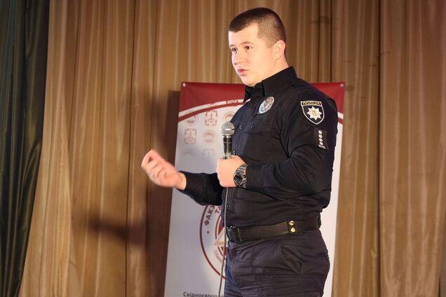 Жена главного патрульного Львовской области купила авто за 5 тыс. грн