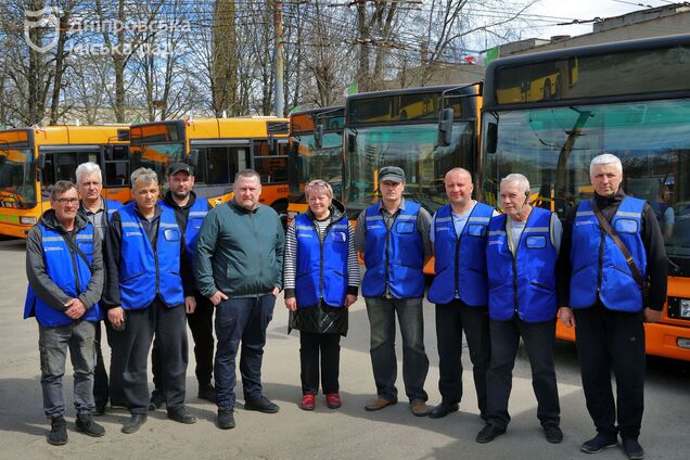 Дніпро отримав партію автобусів з Мілана