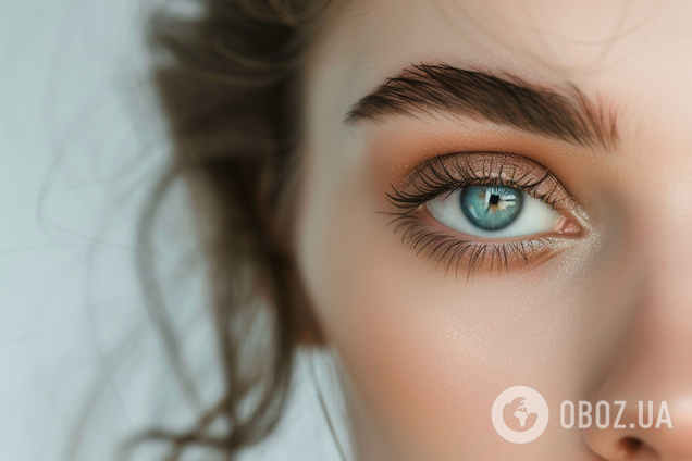 Как максимально 'открыть' взгляд с помощью теней: лайфхак