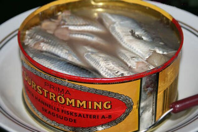 Рыбный 'деликатес' сюрстреминг в Украине