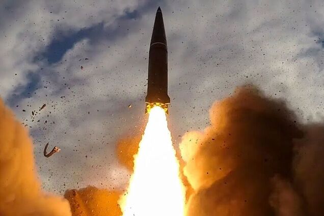 Россияне снова ударили по Одессе баллистикой: погибли три человека. Видео