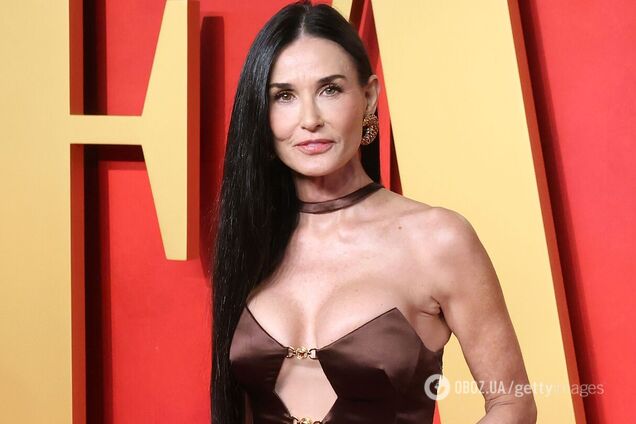 '61-летняя женщина имеет лучшую фигуру, чем большинство 20-летних'. Деми Мур в крошечном леопардовом бикини поразила сеть