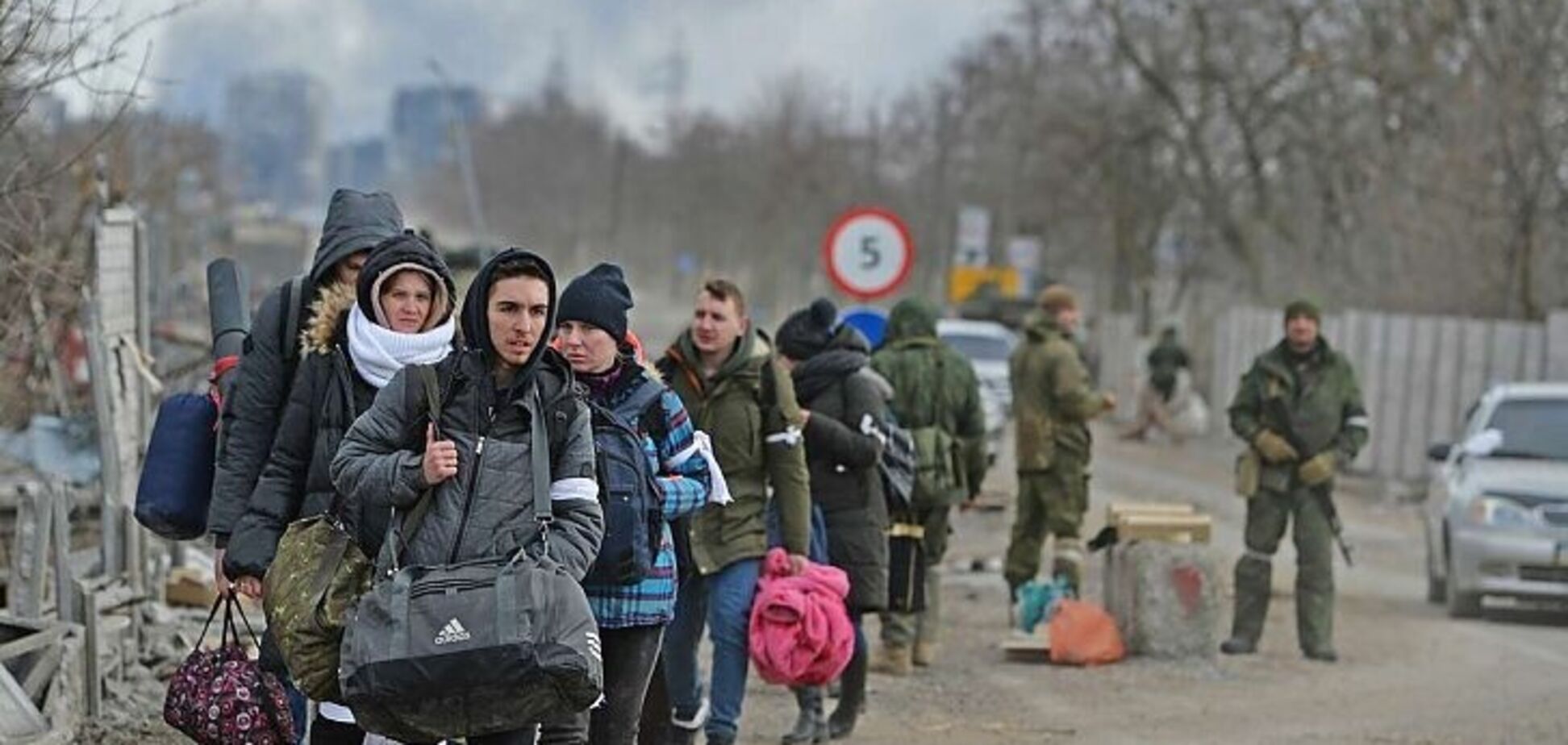 Оккупанты принудительно выселяют украинцев из Голой Пристани, Коханов и Гладковки – ЦНС
