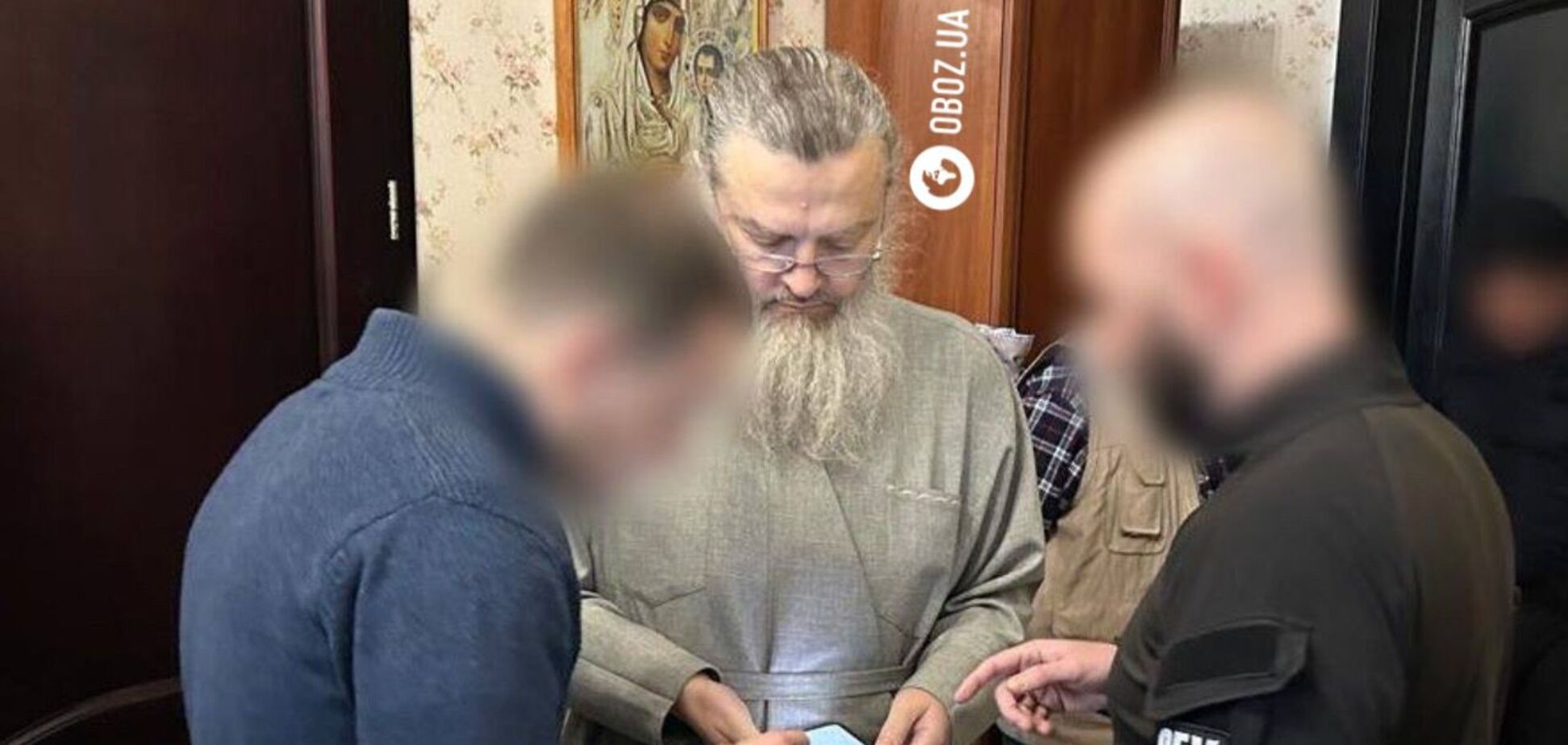 СБУ провела обыски у митрополита УПЦ МП, который говорил, что украинцы 'заслужили' бомбардировку: объявлено подозрение. Фото