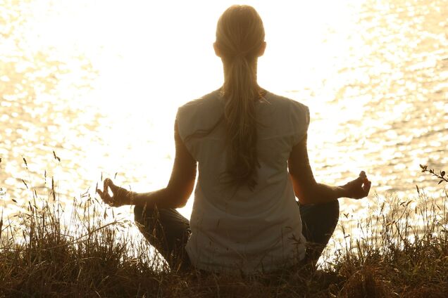 Успокойте свой ум: 4 удивительных преимущества регулярной медитации