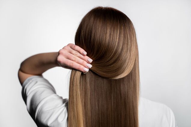 Как сохранить волосы гладкими и блестящими