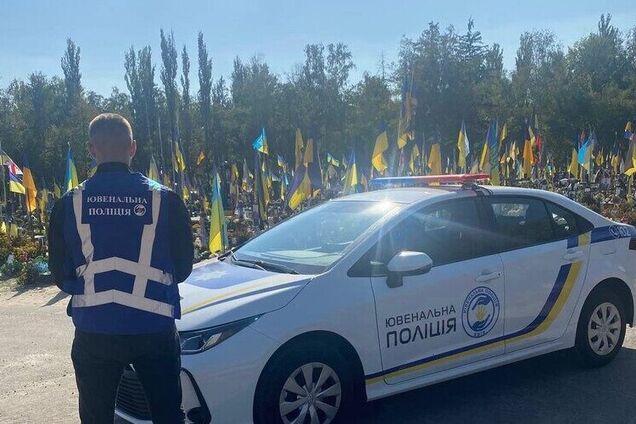 В Україні у поминальні дні біля кладовищ будуть чергувати поліцейські: які є загрози
