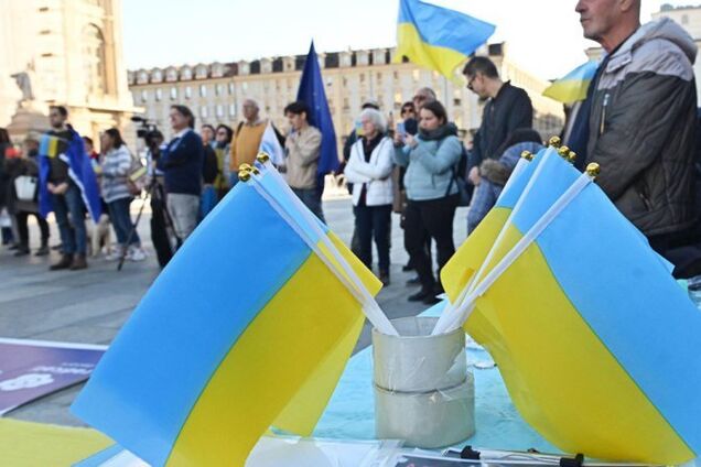 Демократична система чи сильний лідер: опитування показало, що для українців є пріоритетним