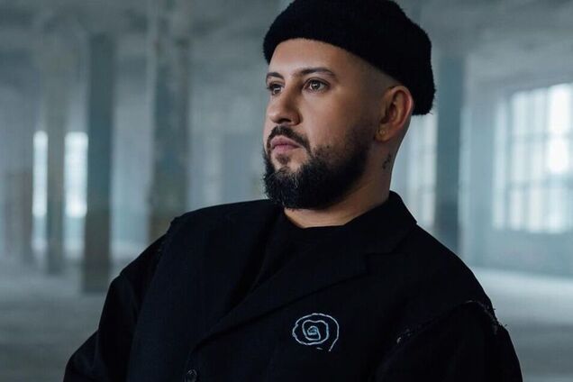 Працівники ТЦК зупинили Монатіка в центрі Києва: співак виступив із заявою. Відео