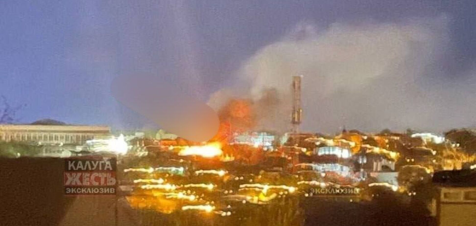 В Калужской области РФ прогремели взрывы: сообщают о прилете по НПЗ. Фото и видео