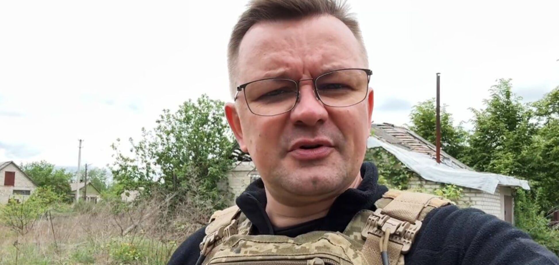 В разрушенное Щурово в Донецкой области передали продуктовые наборы от Фонда Рината Ахметова