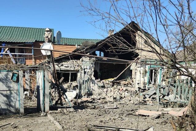 Окупанти обстріляли мирних жителів на Донеччині: двоє загинуло, є поранені