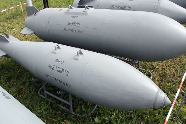 Ставить під загрозу населення: розвідка Британії вказала на проблеми РФ у застосуванні авіабомб