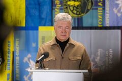 Порошенко рассказал, кто должен вести переговоры с Путиным