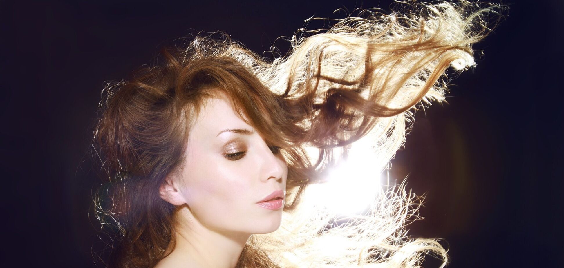 Щоб волосся було в порядку: 3 практичні поради щодо догляду за кучерями та локонами