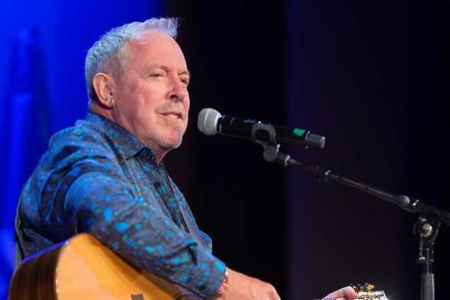 Макаревичу грозит арест в России после фейкового разговора с Зеленским: что он сказал