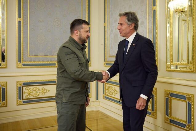 Зеленський і Блінкен обговорили ситуацію на полі бою і ППО для України. Всі подробиці