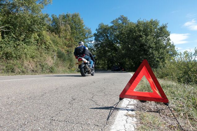 На Рівненщині мотоцикл збив шестирічну дівчинку: з'явилися дані про стан дитини