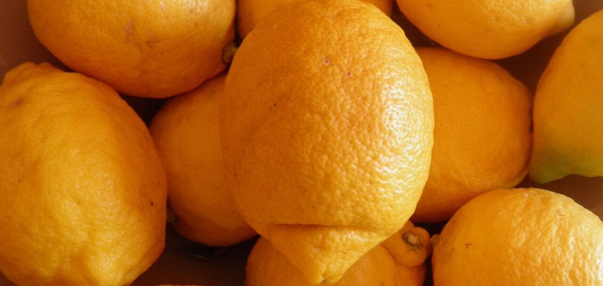 Що буде, якщо почати більше їсти лимонів