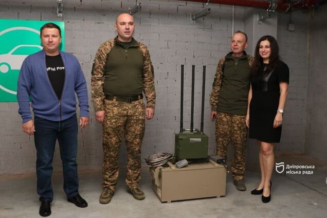 Непомітні для ворога: Дніпро передав захисникам України два унікальні РЕБи