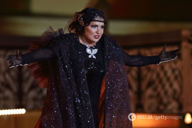 Путинистка Анна Нетребко будет выступать в Берлине: Немецкая государственная опера оправдывает певицу