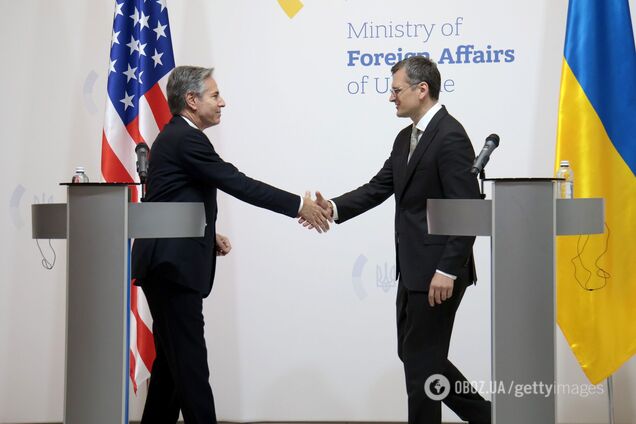 Поставка озброєнь і ситуація на фронті: Кулеба назвав теми переговорів з Блінкеном