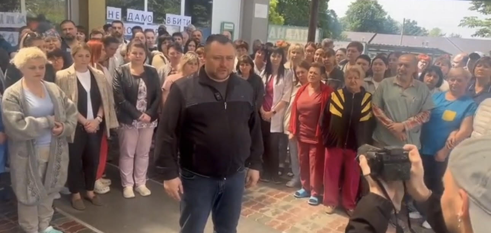 Медики онкоцентра в Запорожье обратились к президенту и обвинили главу ОВА Федорова в самоуправстве – СМИ