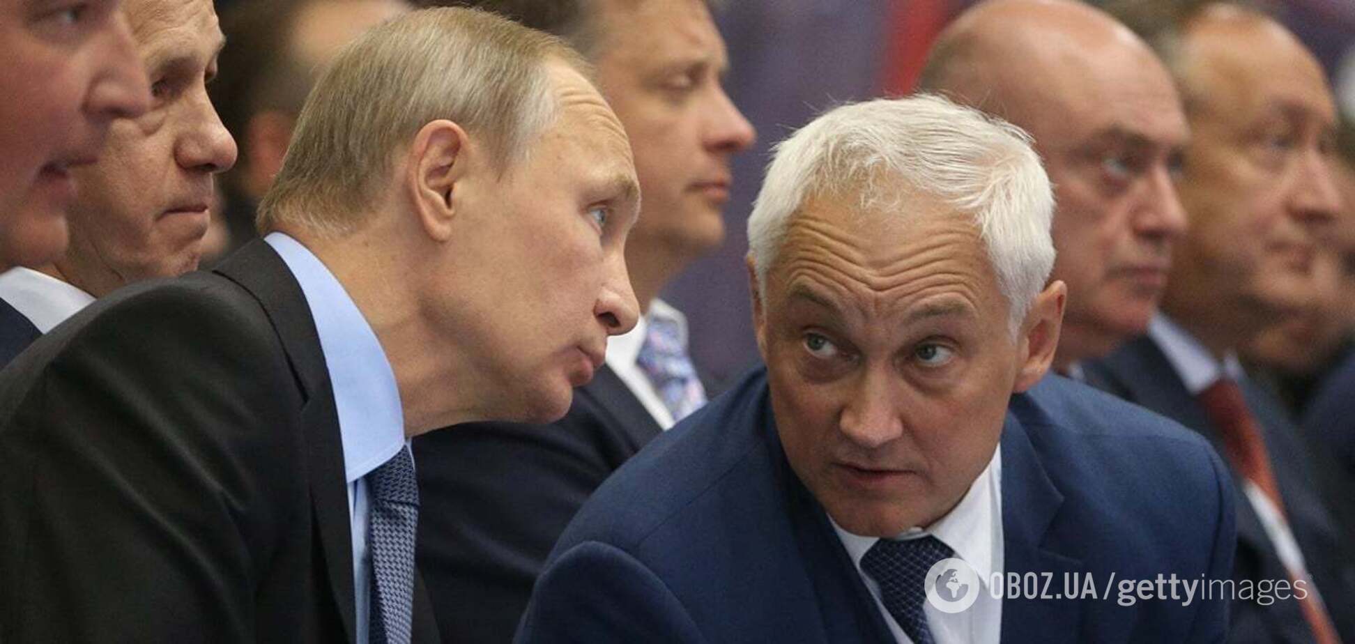 Путин уже не лидер правящей группы. Он пытается любыми путями удержать власть