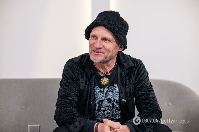 Олегу Скрипці – 60! Як лідер 'ВВ' став українцем у Франції і чому вчорашню 'білу ворону' критикують через мобілізацію та жінок