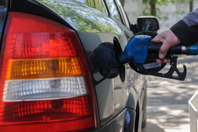 Кабмін готує подорожчання бензину і дизелю: як зміняться ціни 