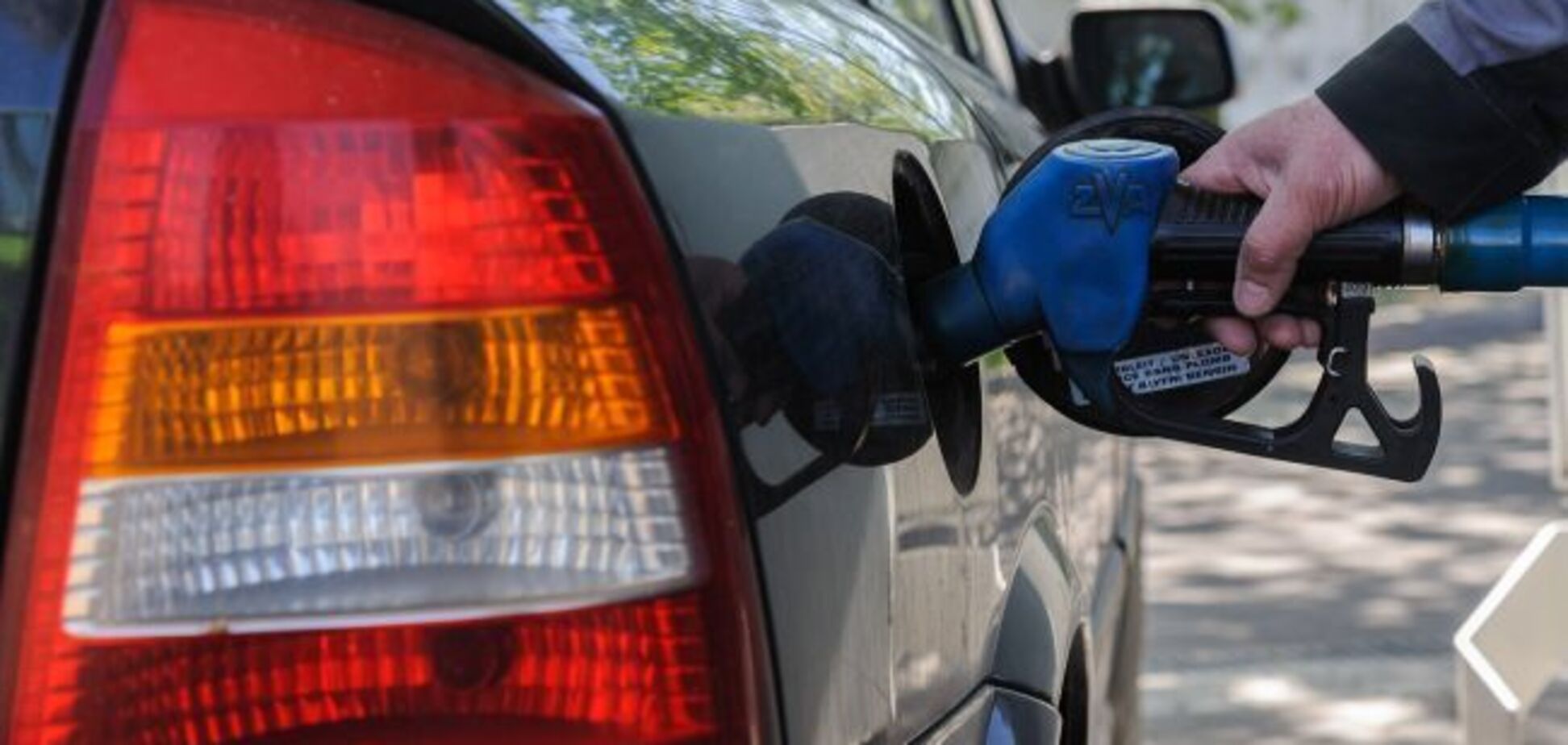 Кабмін готує подорожчання бензину і дизелю: як зміняться ціни