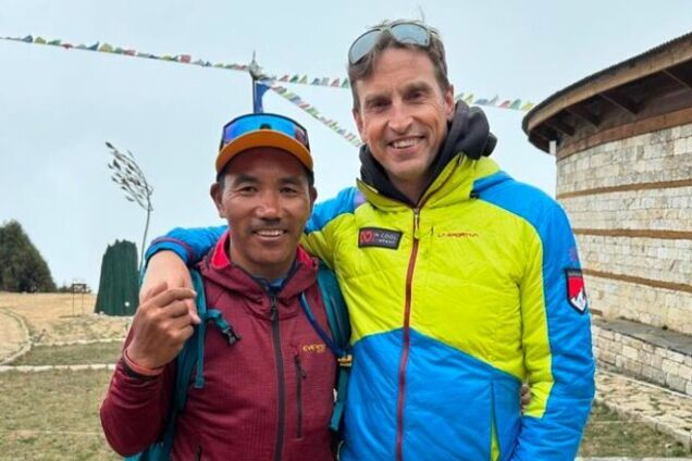 Непальский и британский альпинисты побили свои рекорды успешных восхождений на Эверест. Фото
