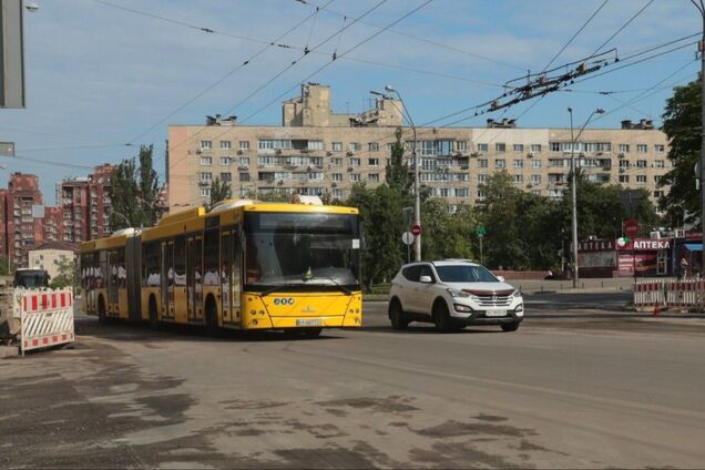 У Києві завершили ремонт теплотраси біля ТРЦ Ocean Plaza