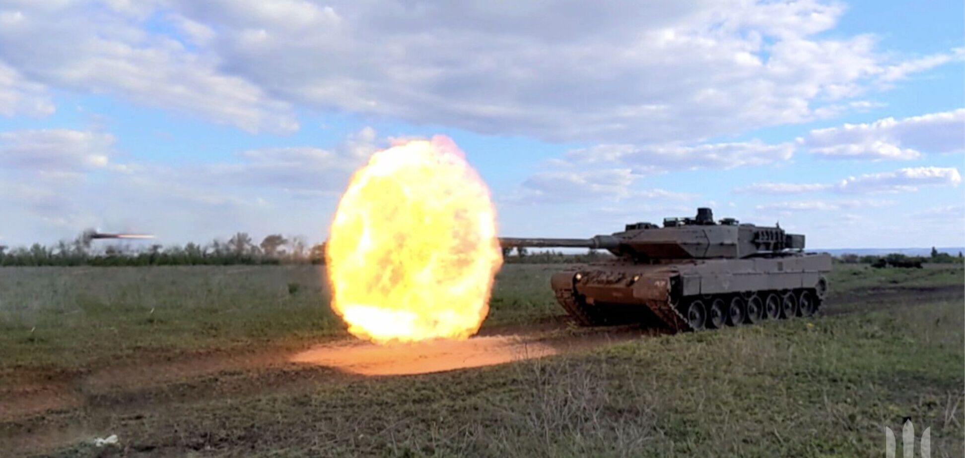 'Страшний сон для ворогів!' Генштаб показав, як працюють у парі танк Leopard та гармата Rheinmetall