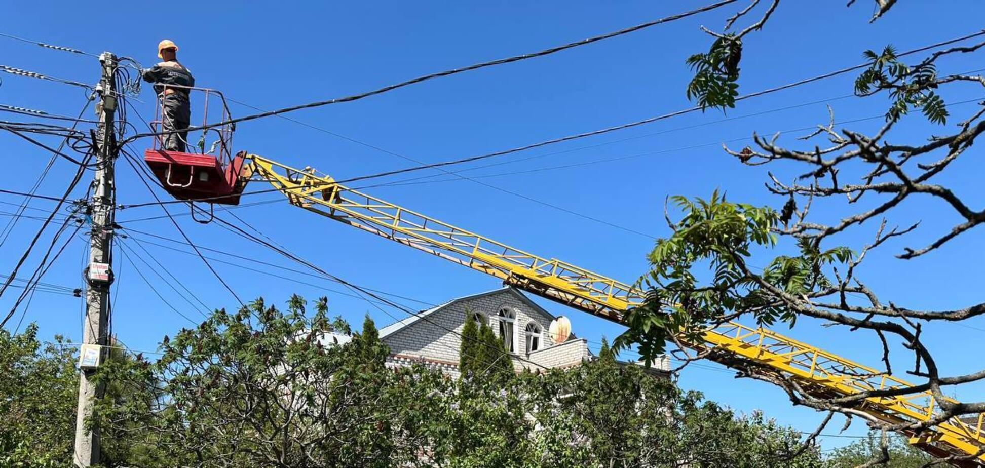 Де в Україні немає світла сьогодні