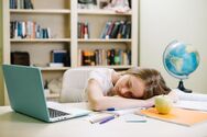 Ученые обнаружили неожиданную связь между популярностью в школе и продолжительностью сна