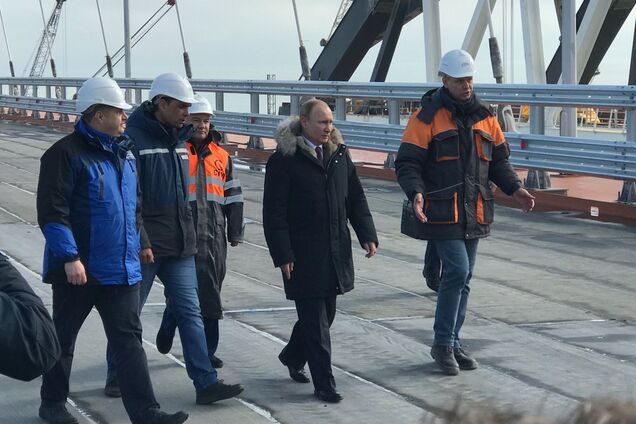 Розвал путінської імперії розпочнеться з Керченського мосту. Інтерв'ю з антиросійським активістом Обуховим