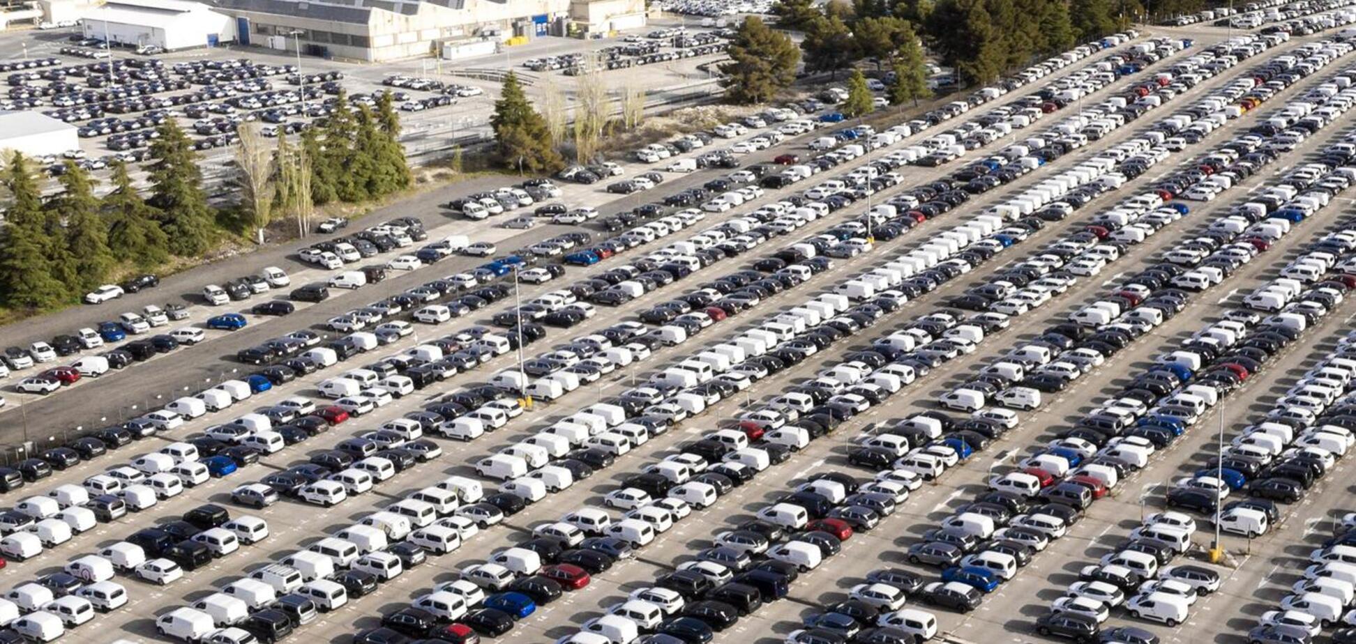 В Україні зріс попит на нові бензинові авто