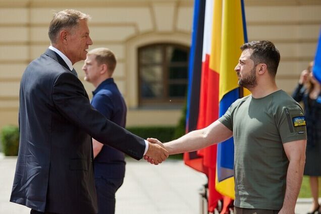 Зеленский обсудил с президентом Румынии ситуацию на поле боя и потребности в ПВО